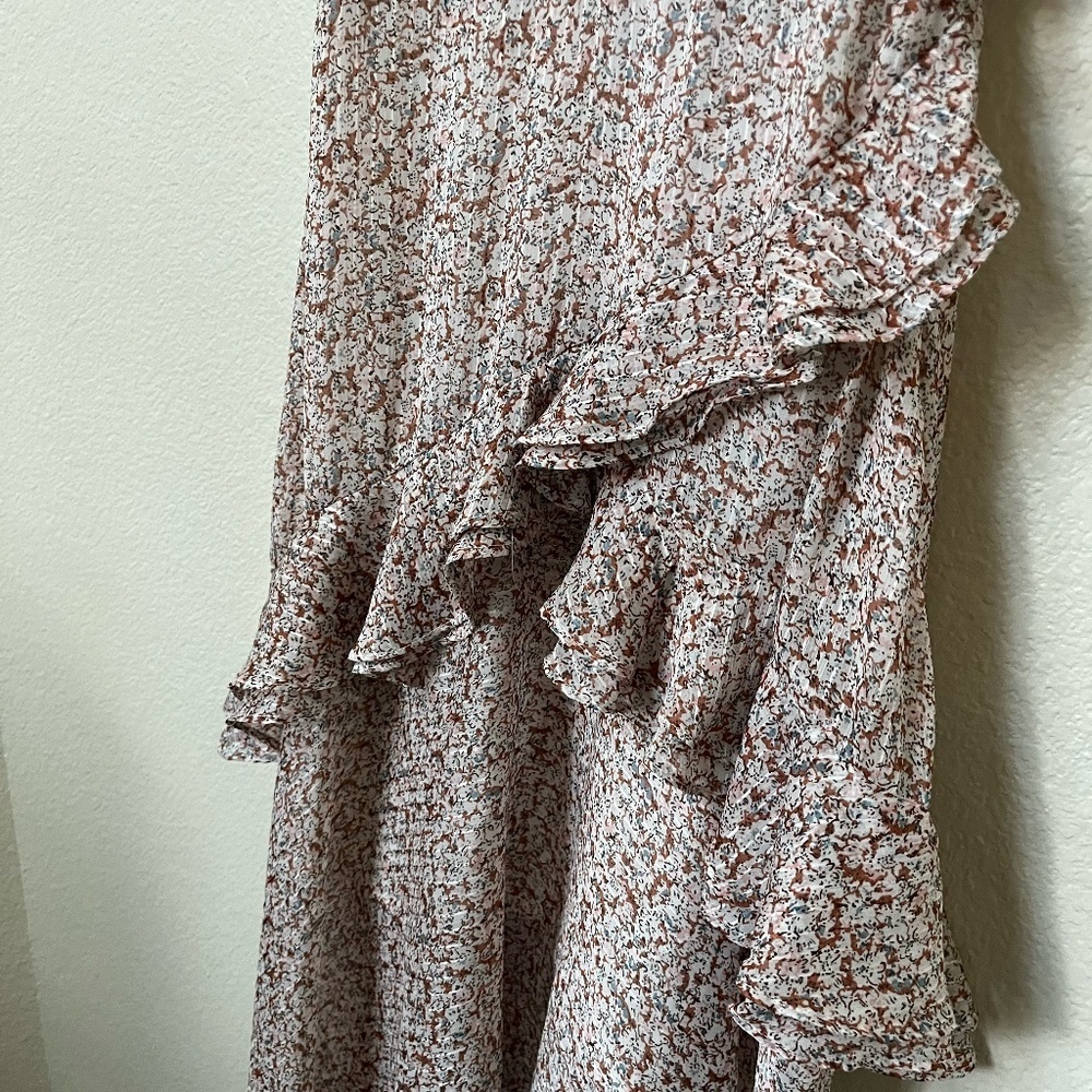 FLORET STUDIOS | Cold Shoulder Asymmetric Ruffle Dress In Rust-Cream | Size XS - Picture 5 of 10
